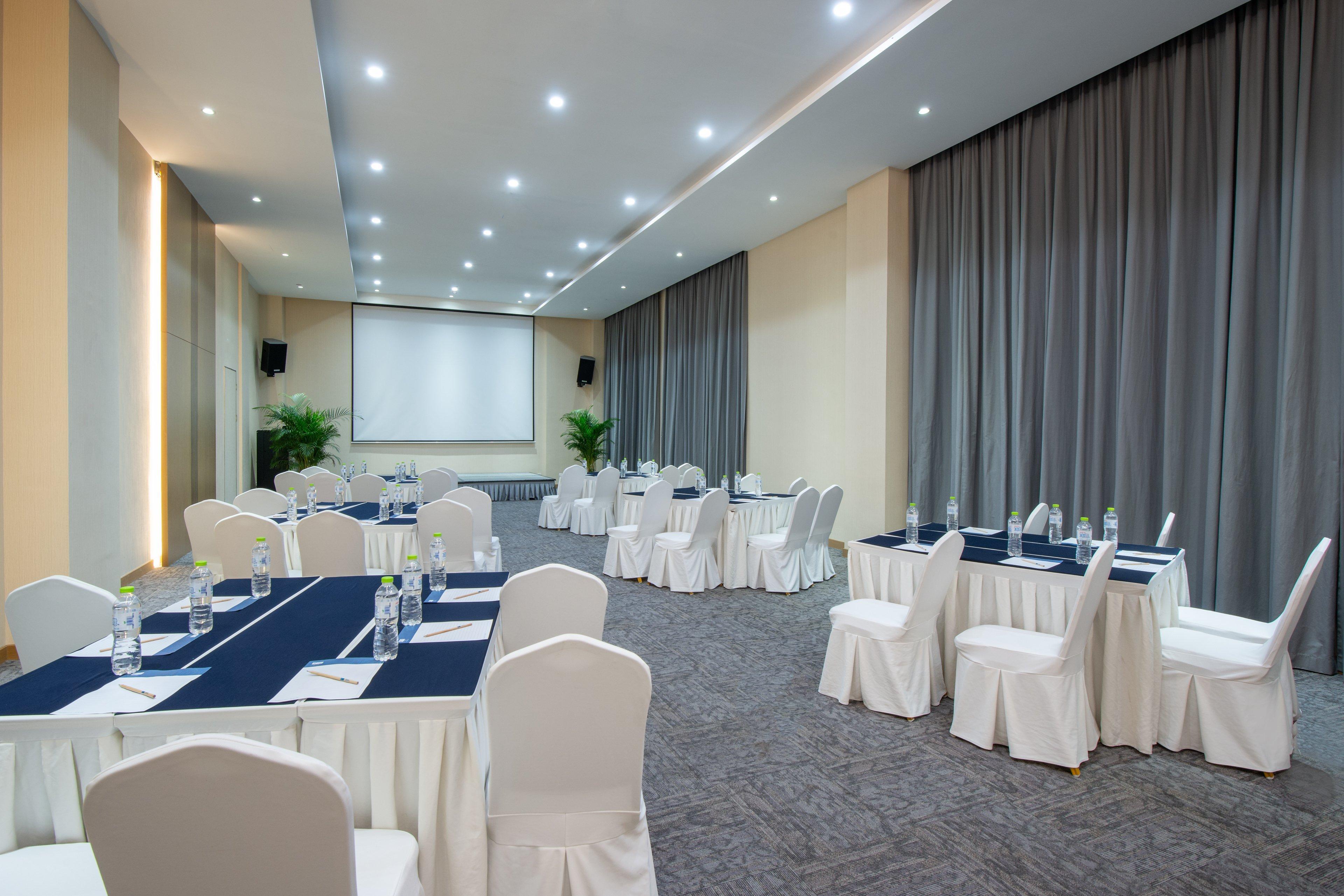 Holiday Inn Express Chengdu Huanhuaxi By Ihg-Near Jinsha Site Musem,Near Wuhou Temple Museum,Welcome Drinks,Free Gym,Free Self-Service Laundry เฉิงตู ภายนอก รูปภาพ
